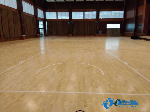 學(xué)校籃球場館地板檢測方法